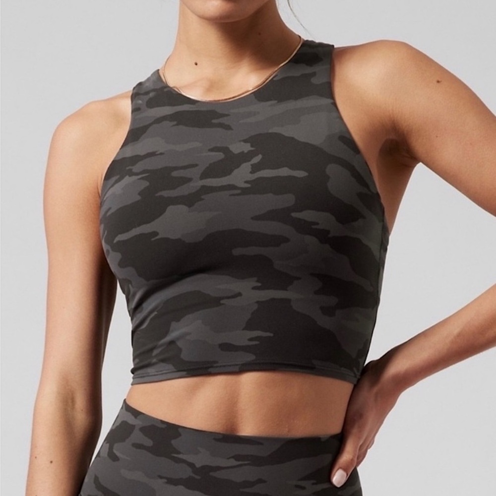 Athleta Conscious Crop Top Women’s Medium